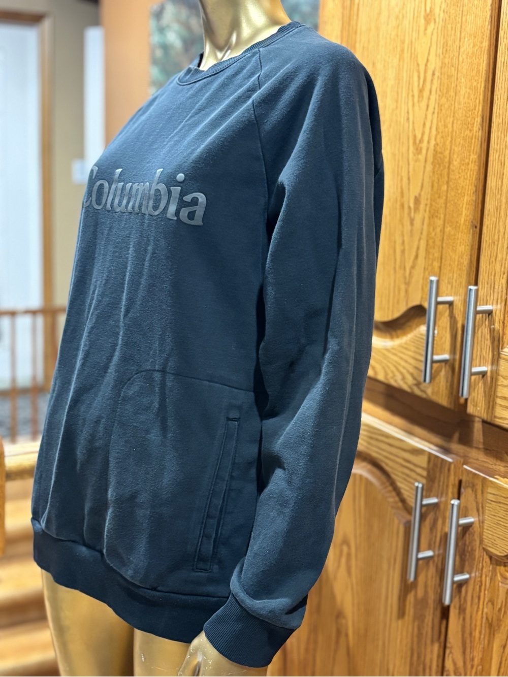 Columbia Dark Navy Logo Crew Sweatshirt - Picture 3 of 6